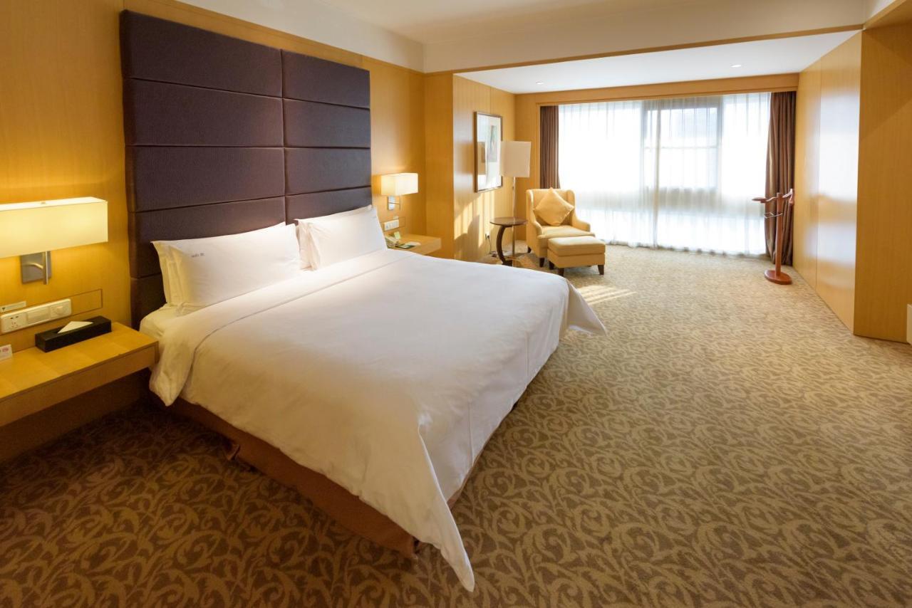 Holiday Inn Shijiazhuang Central By Ihg Exterior foto