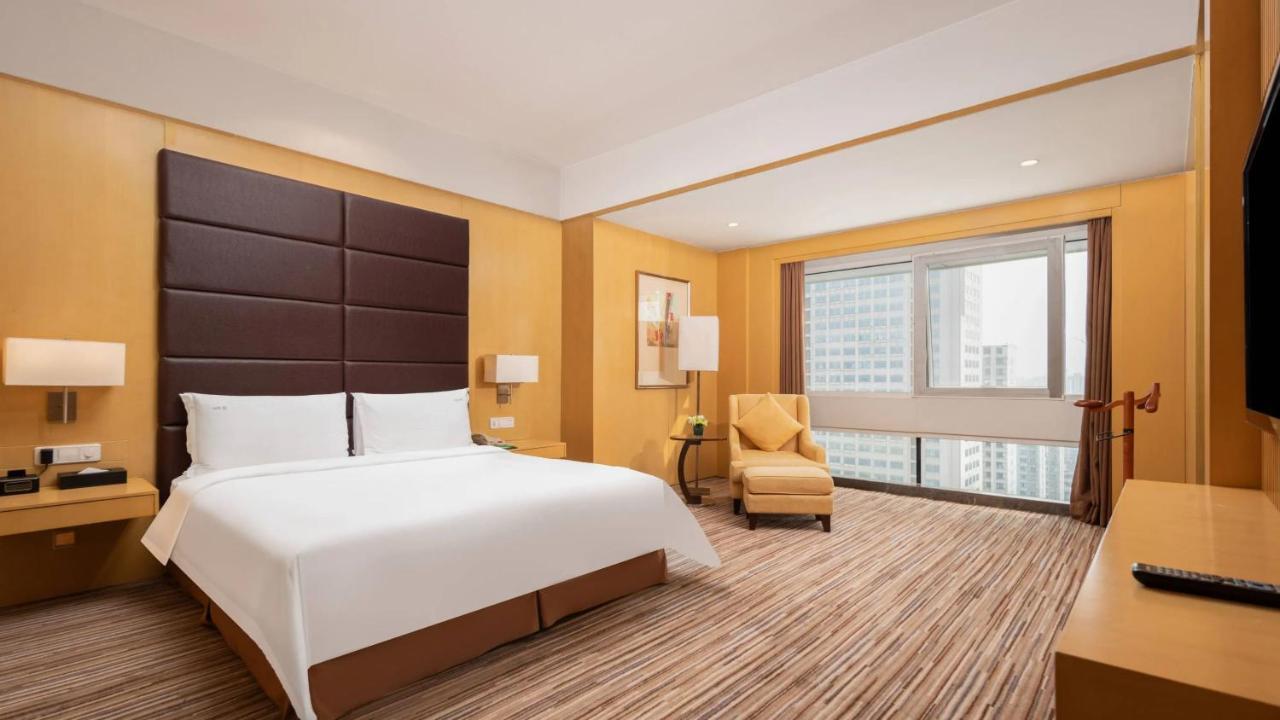 Holiday Inn Shijiazhuang Central By Ihg Exterior foto